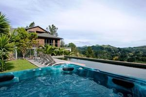 Award winning lodge/retreat for sale NZ